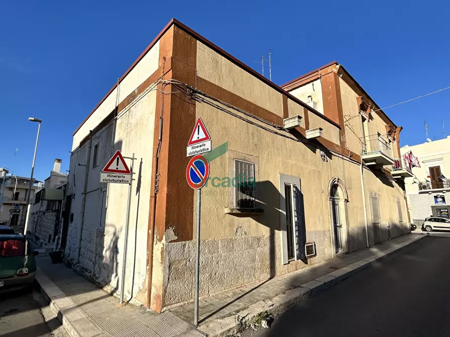 Immagine 22 di Locale commerciale in affitto  in Via Bellino 4 a Bitritto