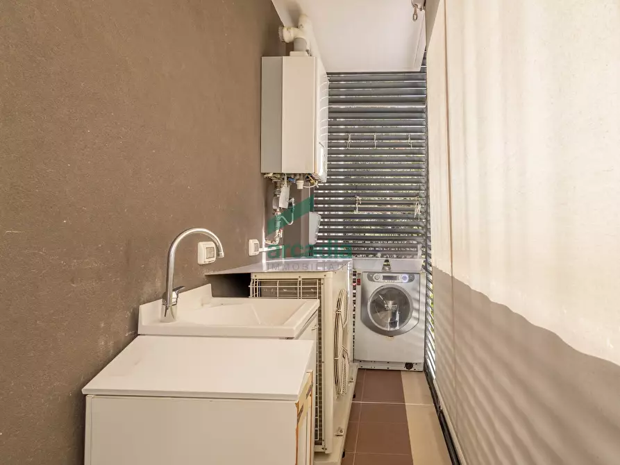 Immagine 8 di Quadrilocale in vendita  in Via Rosario Livatino 97 a Bari