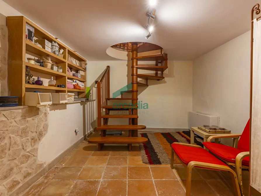 Immagine 16 di Quadrilocale in vendita  in Via Spirito Santo 37 a Giovinazzo