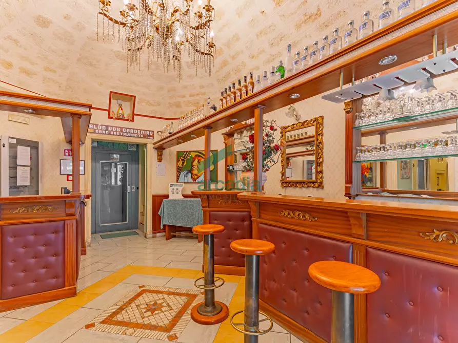 Immagine 92 di Locale commerciale in vendita  in Strada la Grava 16 a Bari