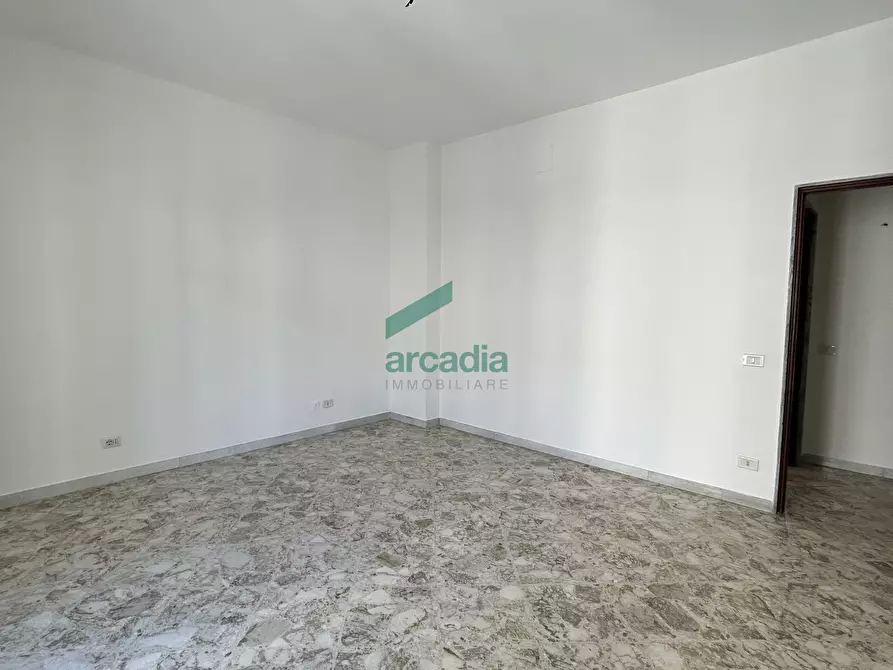 Immagine 6 di Trilocale in vendita  in Via Abate Giacinto Gimma 56/A a Bari