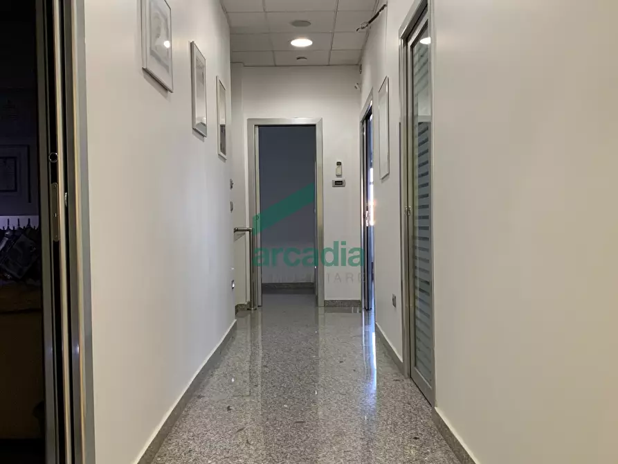 Immagine 7 di Attività artigianale in vendita  in sp231 km 79.400 a Modugno