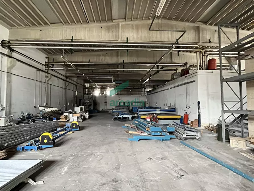Immagine 7 di Attività artigianale in affitto  in SP231 KM 0,800 a Modugno