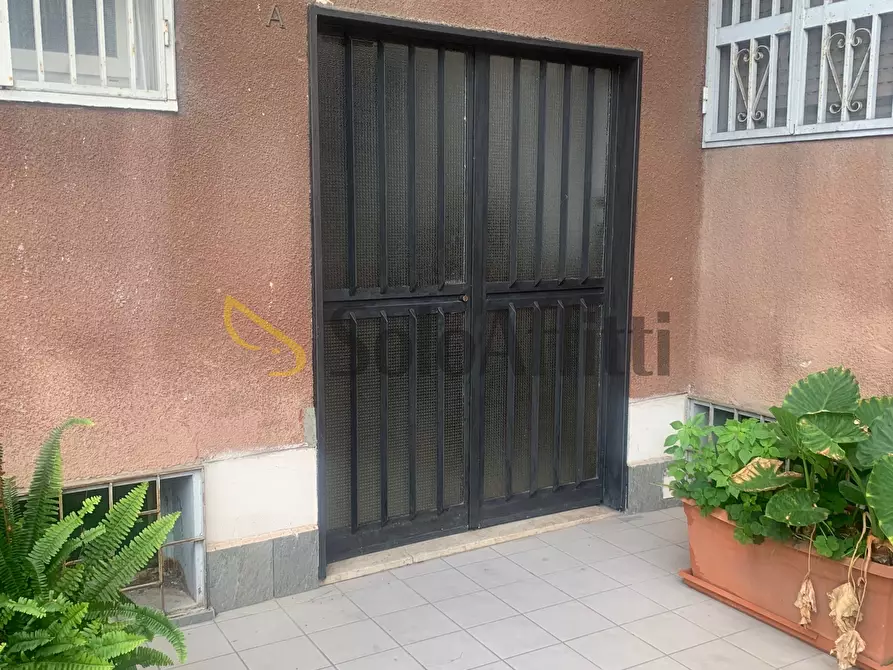 Immagine 36 di Quadrilocale in affitto  in Via Pietro Maroncelli 8 a Catania