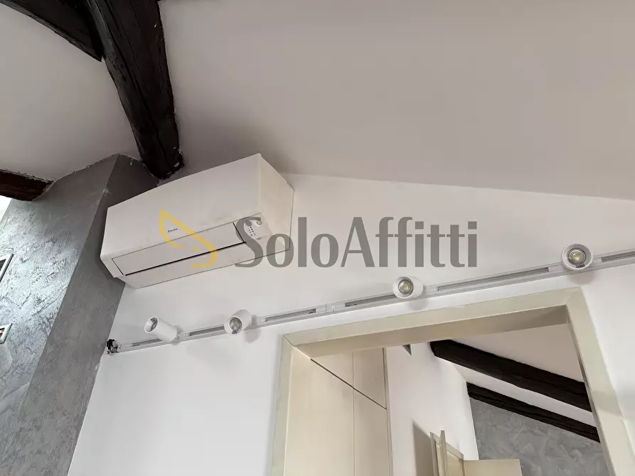 Immagine 20 di Bilocale in affitto  in Via Magenta 37 a Torino