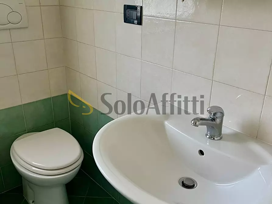 Immagine 22 di Bilocale in affitto  in Via Monginevro a Torino