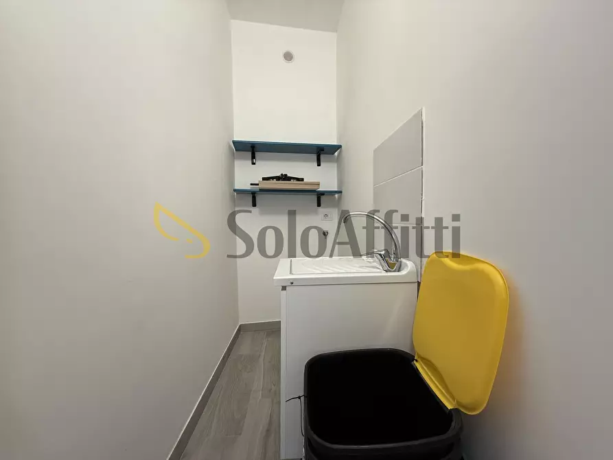 Immagine 9 di Trilocale in affitto  a Catanzaro