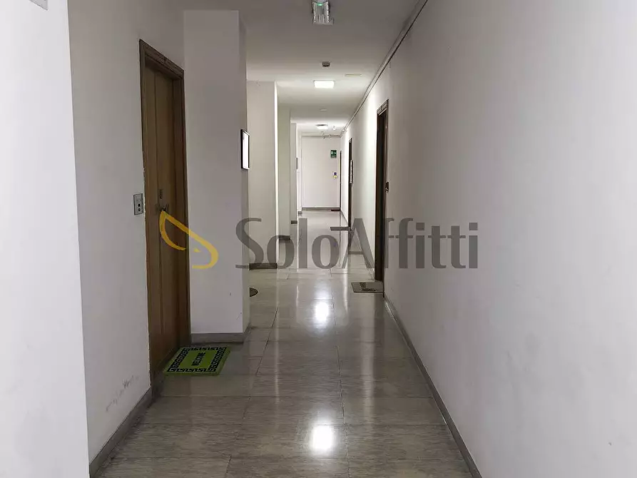 Immagine 10 di Ufficio in affitto  in CORSO TURATI 11/C a Torino