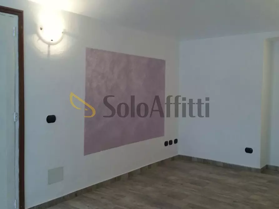 Immagine 12 di Monolocale in affitto  in Via Santa Chiara a Torino