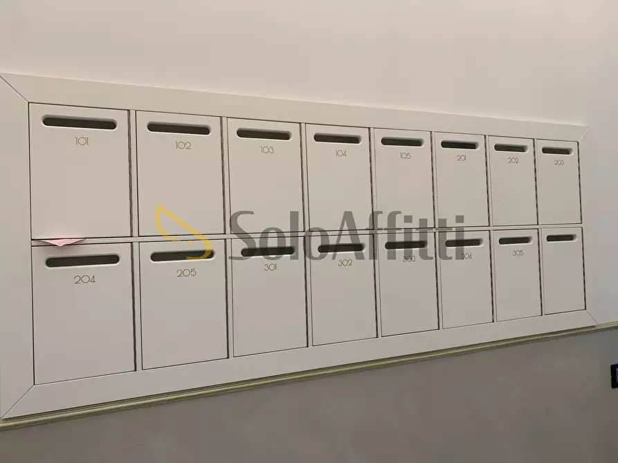 Immagine 22 di Bilocale in affitto  a Catania