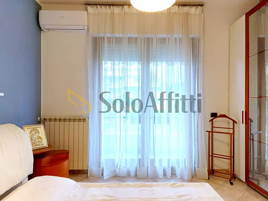 Immagine 13 di Trilocale in affitto  in Via Polinesia a Roma