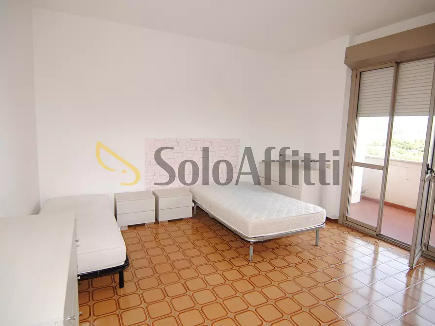 Immagine 1 di Pentalocale in affitto  a Livorno