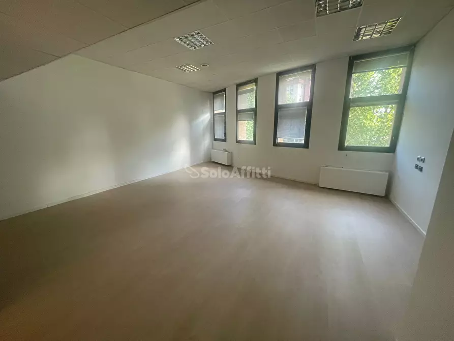 Immagine 1 di Ufficio in affitto  in Corso Orbassano 336 a Torino