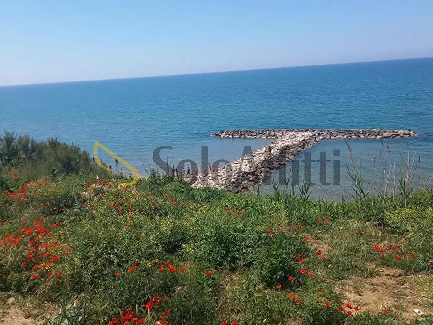 Immagine 14 di Trilocale in affitto  in via Vasco de Gama a Anzio