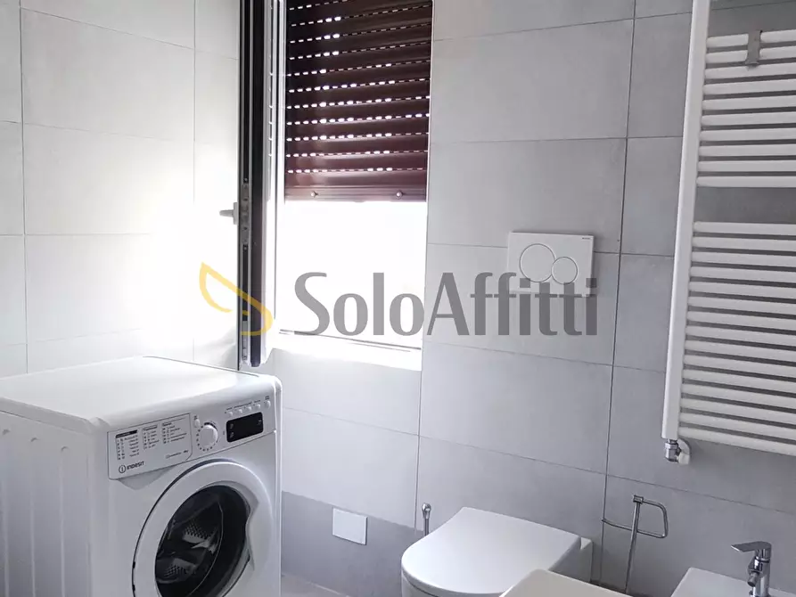 Immagine 6 di Bilocale in affitto  in via adige a Cusano Milanino