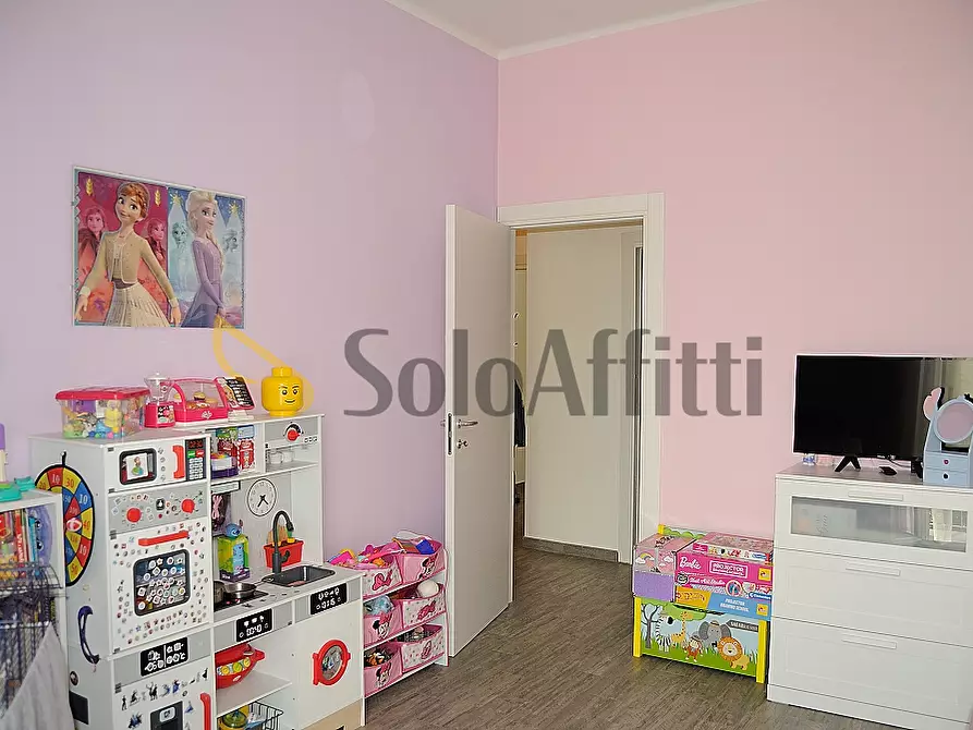 Immagine 20 di Trilocale in affitto  in Via Gozzano 2 a Settimo Torinese