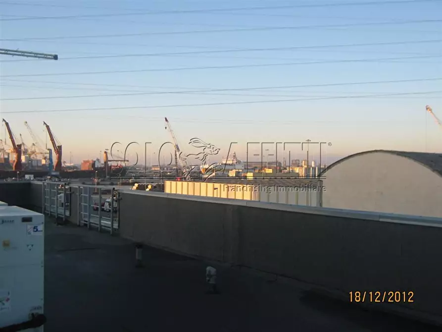 Immagine 3 di Ufficio in affitto  in VIA DELLE CATERATTE 25 a Livorno