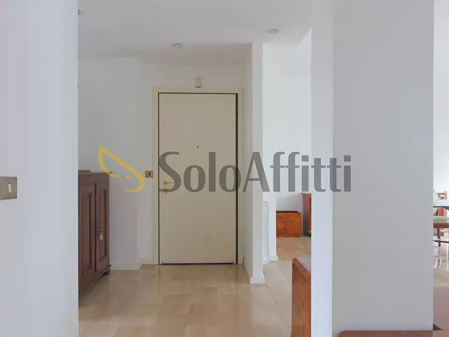 Immagine 22 di Trilocale in affitto  in Piazza Aldo Moro 1 a Cologno Monzese