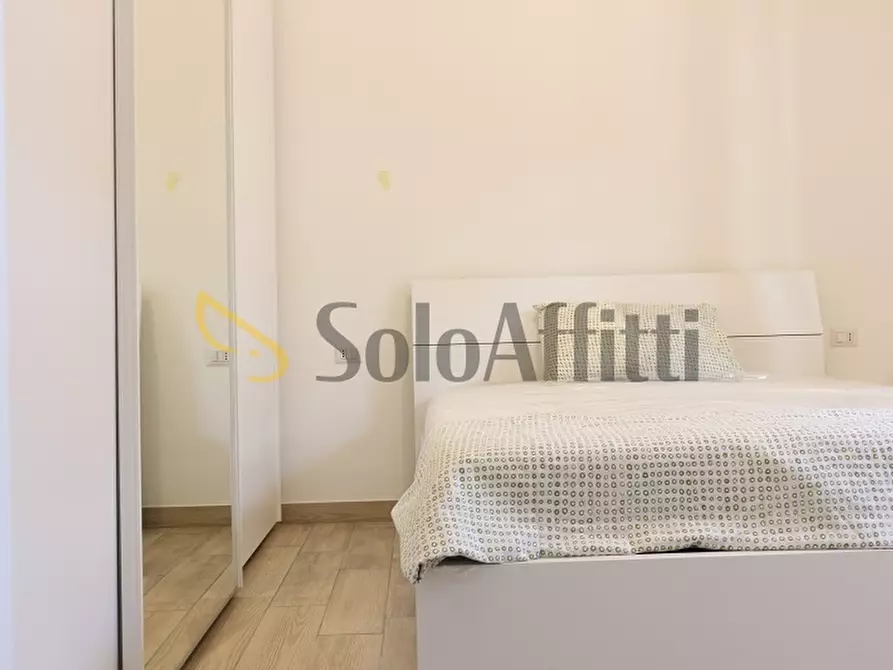 Immagine 11 di Bilocale in affitto  in Via gradisca 6 a Limbiate