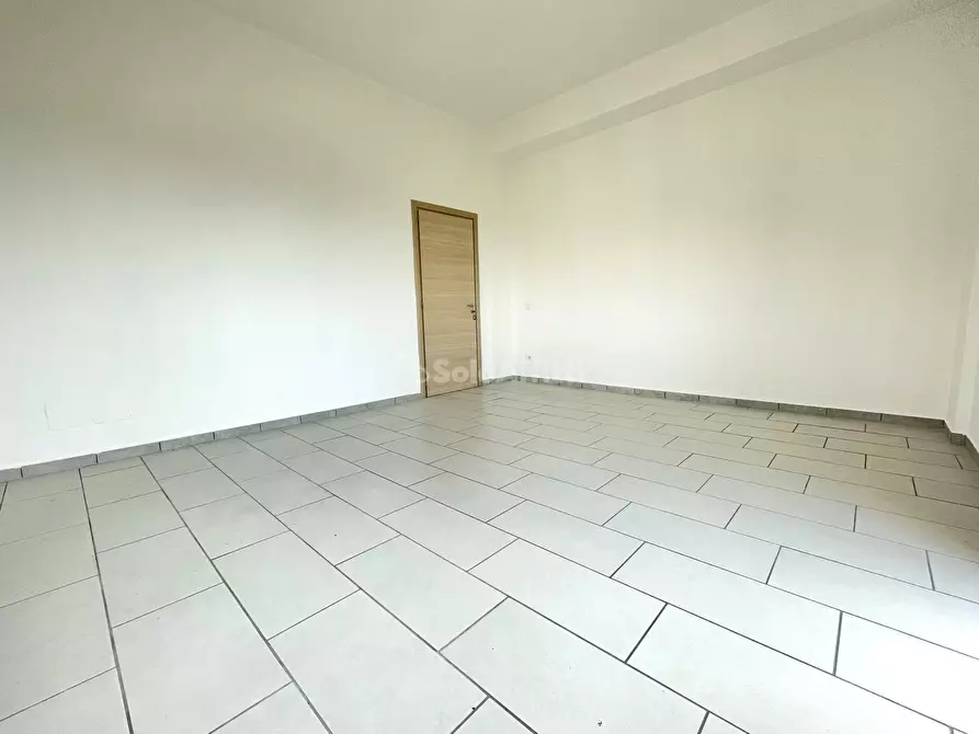 Immagine 9 di Ufficio in affitto  a Catanzaro