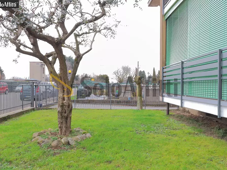 Immagine 22 di Bilocale in affitto  in Via Fratelli Bandiera 20 a Macherio