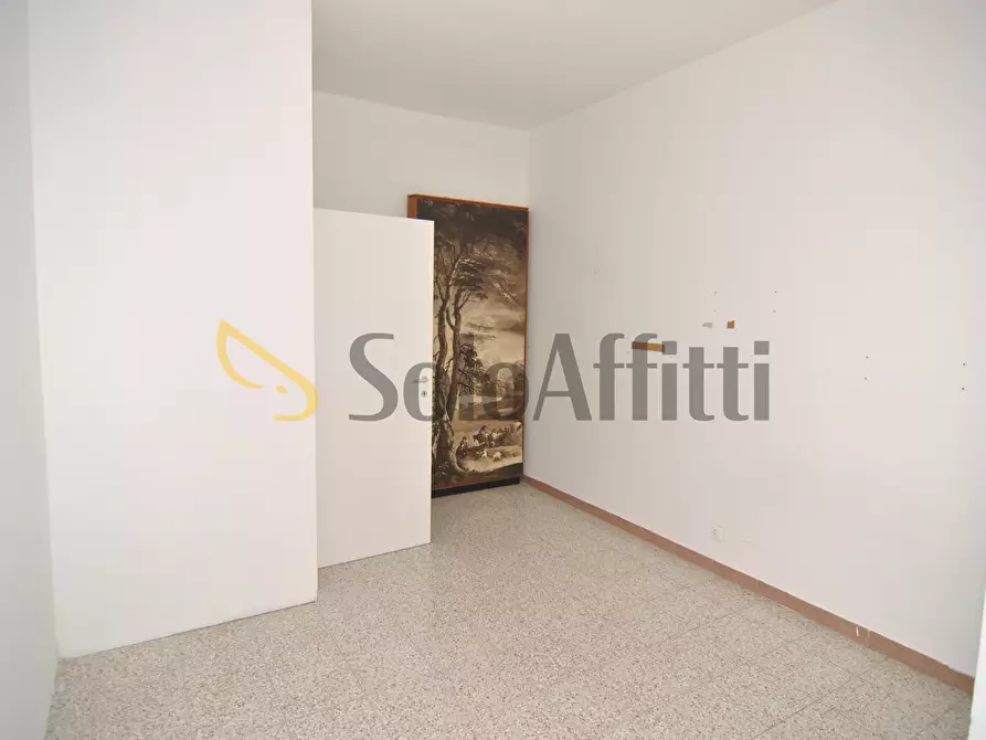 Immagine 11 di Quadrilocale in affitto  in Via Grande 249 a Livorno