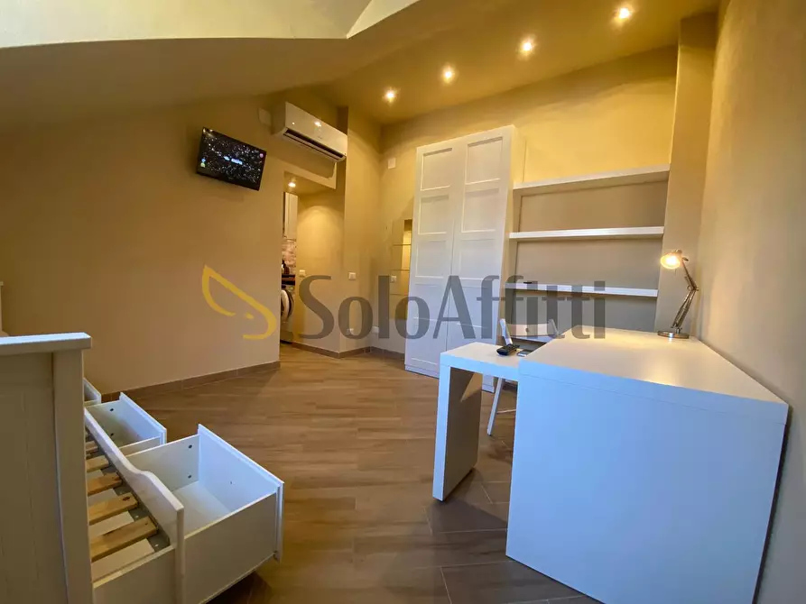 Immagine 12 di Bilocale in affitto  in Via Giacinto Carena a Torino