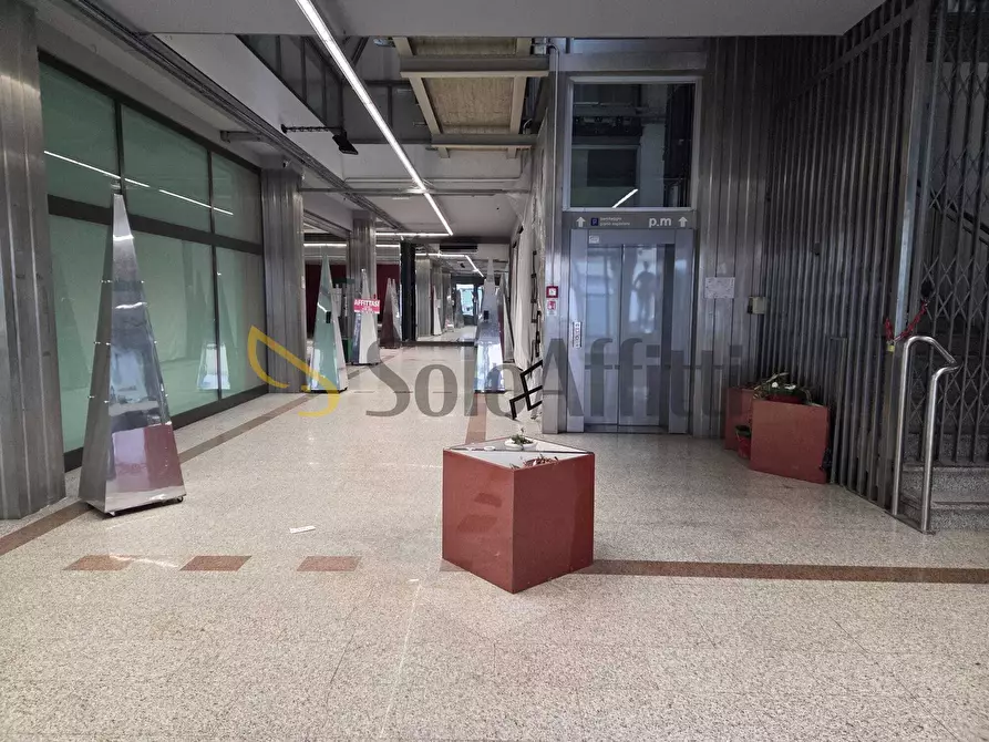 Immagine 2 di Locale commerciale in affitto  in Via Mario Pellegrini a Vignola