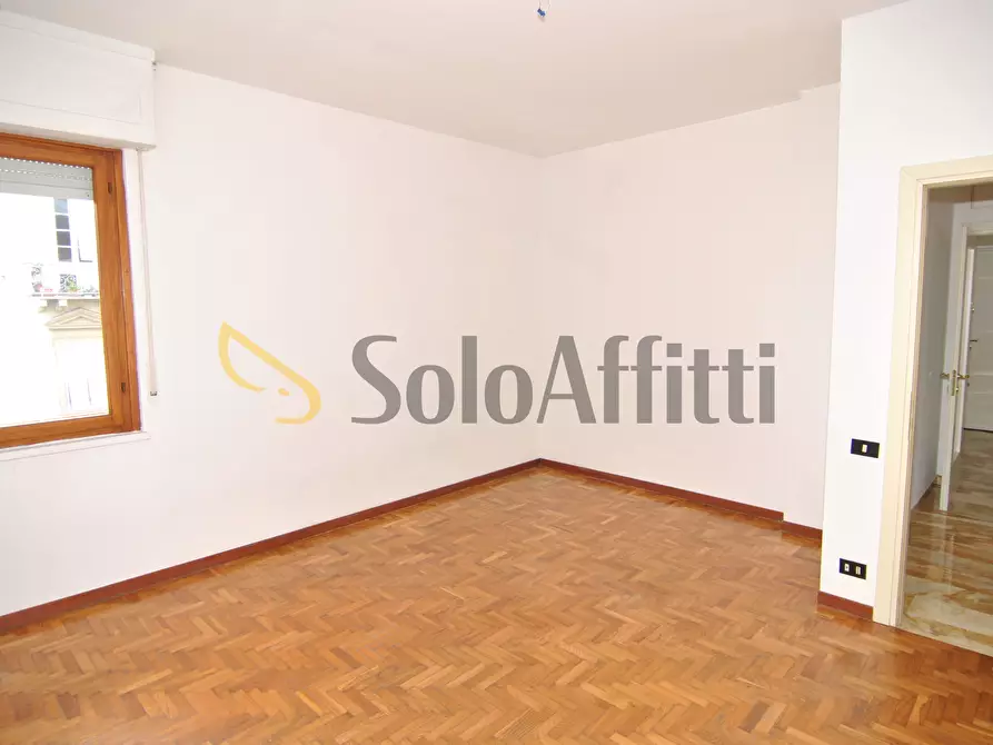 Immagine 17 di Quadrilocale in affitto  in via giuseppe ravizza 50 a Livorno