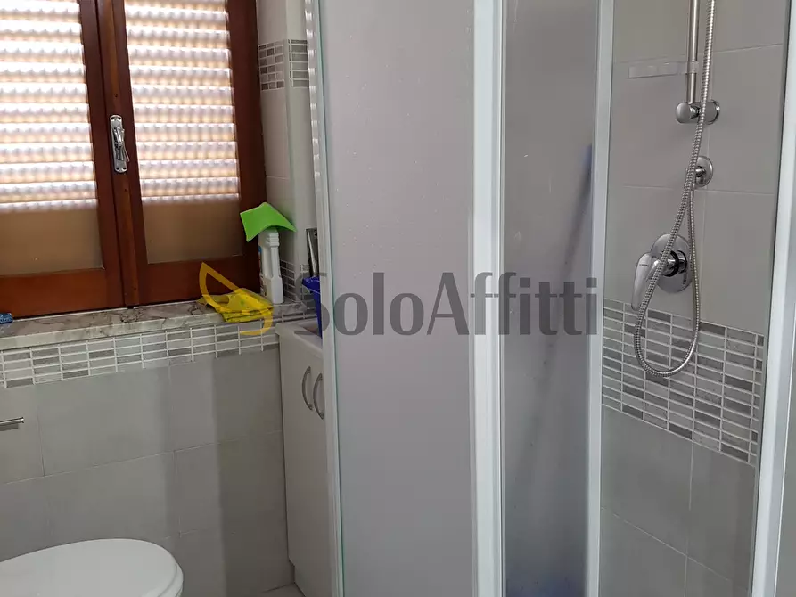 Immagine 8 di Trilocale in affitto  a Catanzaro