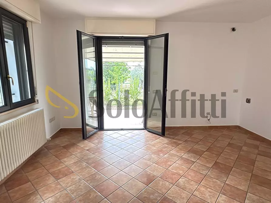 Immagine 3 di Villa in affitto  in Via Coriano 298 a Rimini