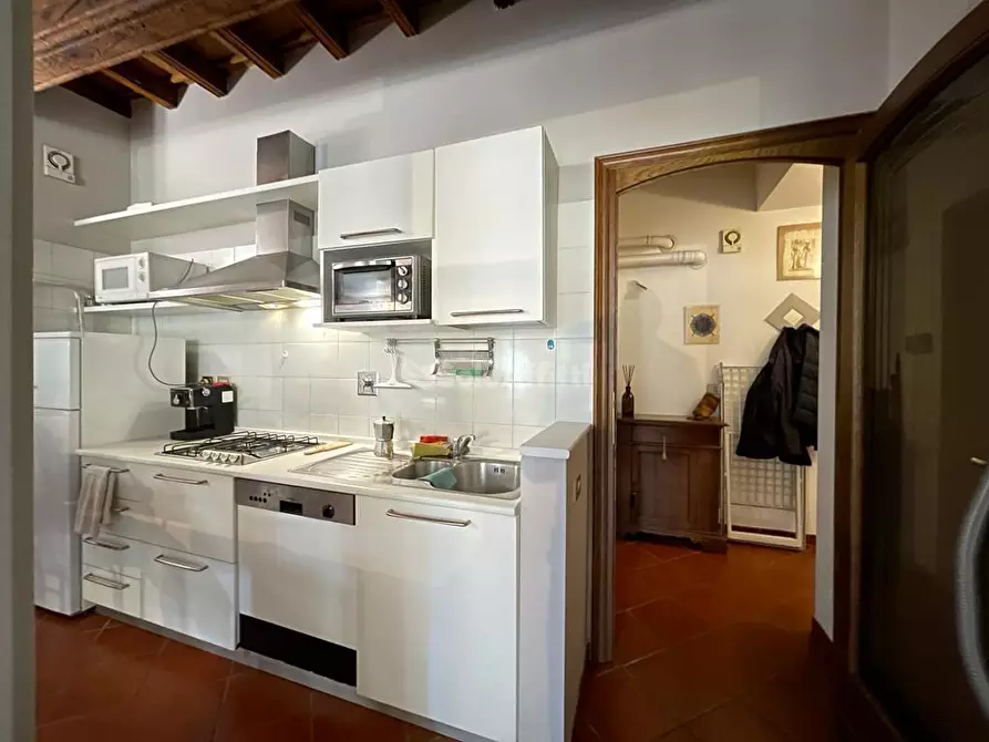 Immagine 9 di Bilocale in affitto  in Via Garibaldi a Torino