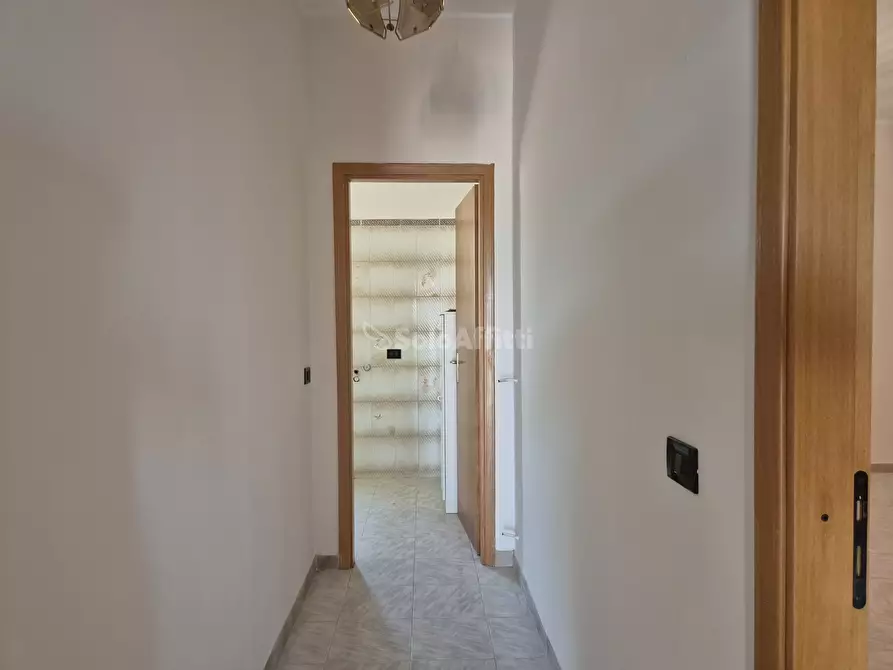 Immagine 7 di Trilocale in affitto  a Catanzaro