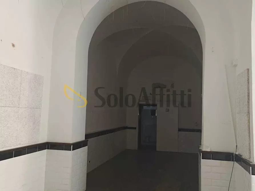 Immagine 11 di Pizzeria / Pub in affitto  a Catania