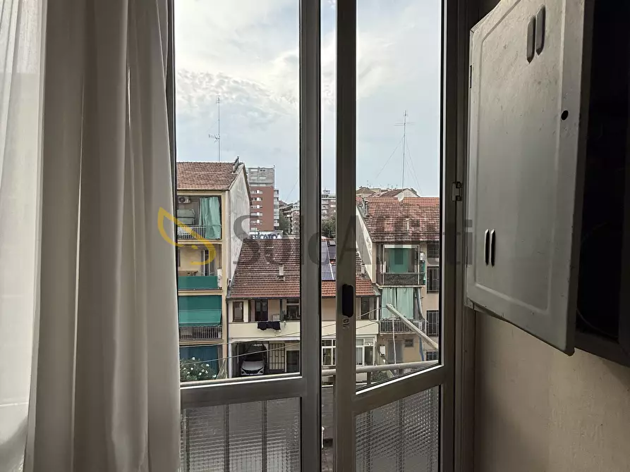 Immagine 9 di Bilocale in affitto  in Via Isonzo 64 a Torino