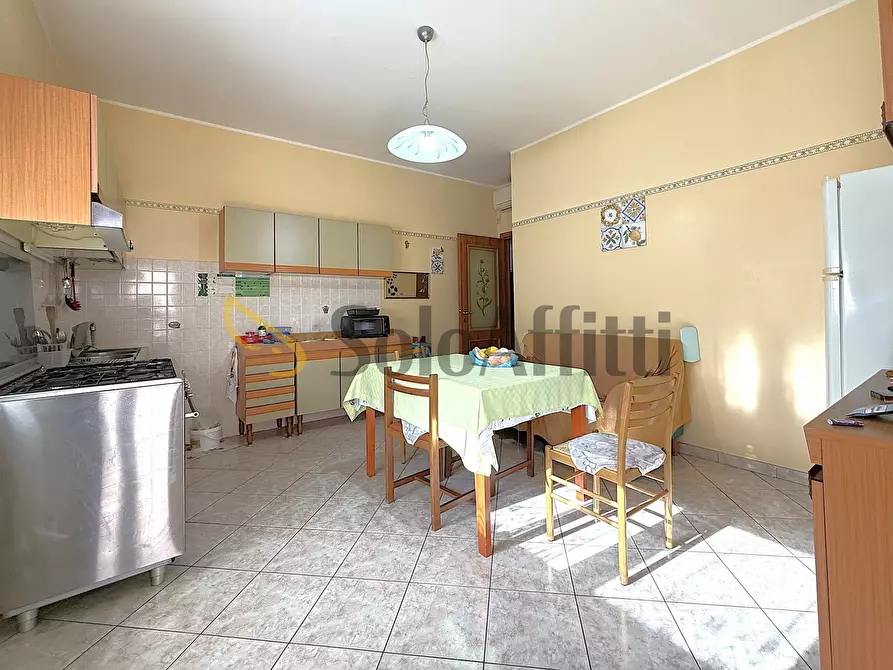 Immagine 2 di Quadrilocale in affitto  a Catanzaro