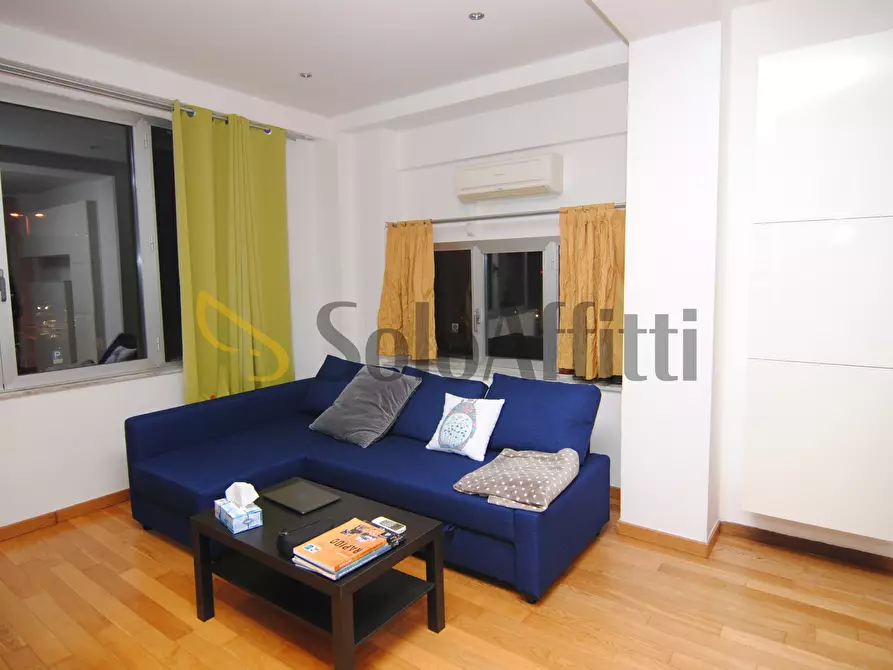 Immagine 16 di Bilocale in affitto  a Livorno