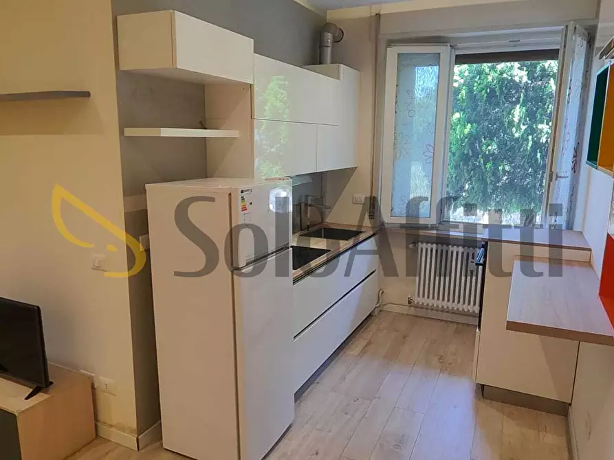 Immagine 1 di Trilocale in affitto  in Via Riviera 144 a Pavia