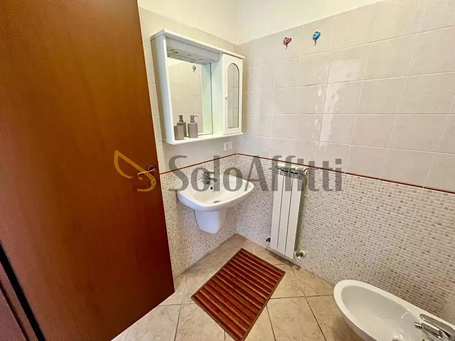 Immagine 15 di Bilocale in affitto  in Via Ercole Falò 6 a Alba Adriatica