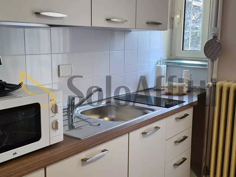 Immagine 14 di Bilocale in affitto  in Via Sostegno 18 a Torino