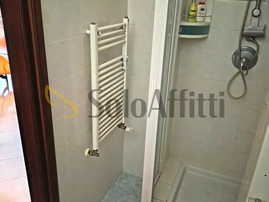 Immagine 12 di Quadrilocale in affitto  in Via Belvedere a Trofarello