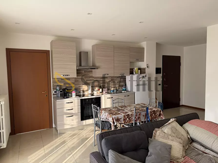 Immagine 18 di Trilocale in affitto  in Via Colombo 13 a Solaro