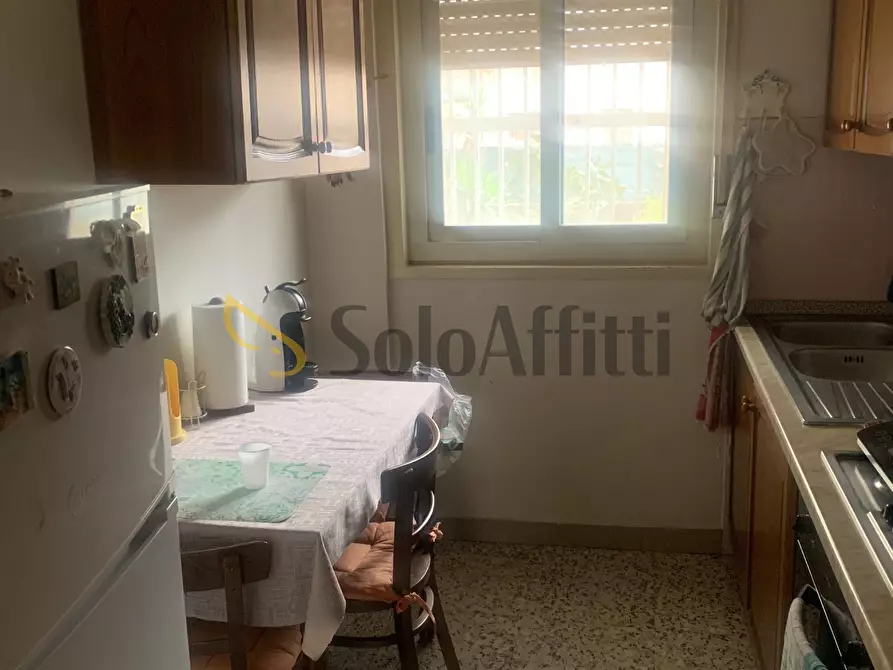 Immagine 32 di Quadrilocale in affitto  in Via Pietro Maroncelli 8 a Catania