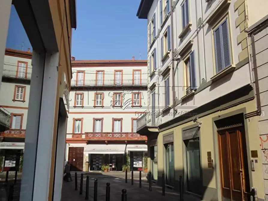 Immagine 17 di Monolocale in affitto  in via Raffaele De Gradi 3 a Monza