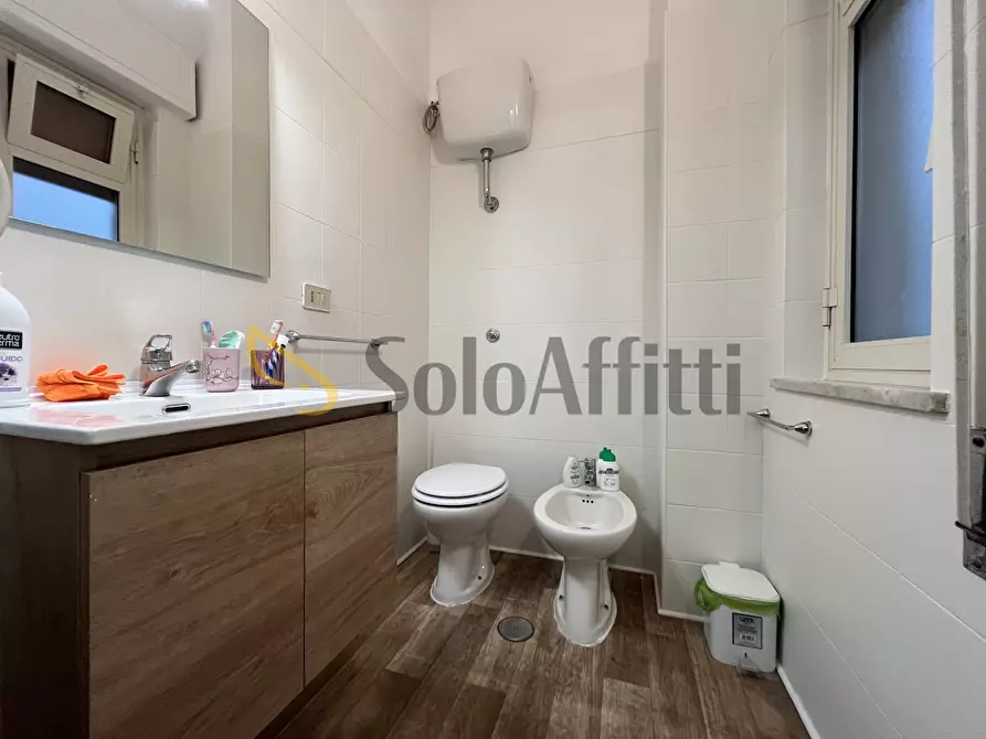 Immagine 8 di Stanza singola in affitto  a Catanzaro