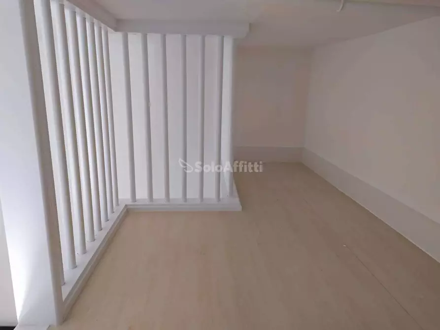 Immagine 5 di Trilocale in affitto  a Rosora