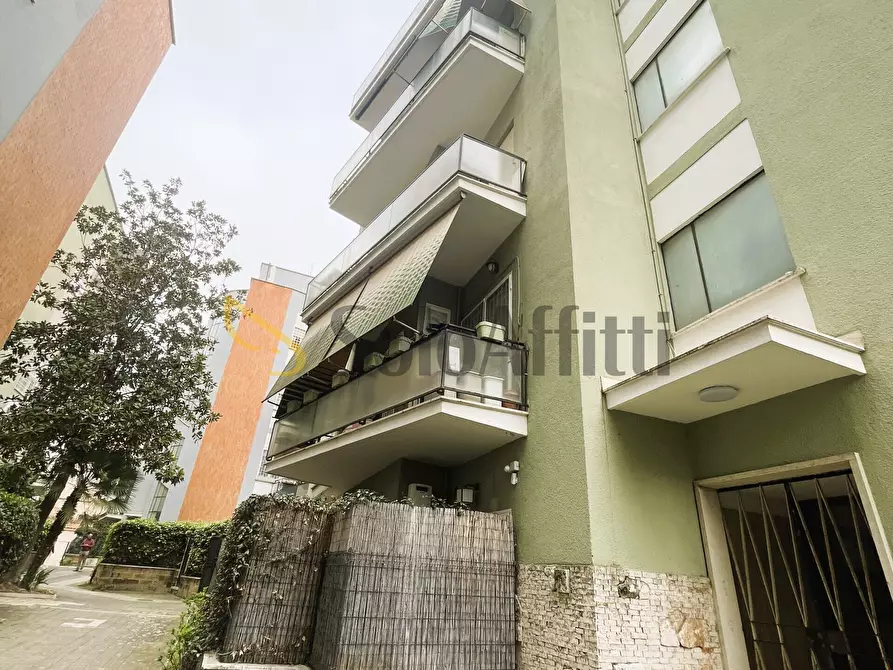 Immagine 22 di Monolocale in affitto  in via Maddalena Raineri 12 a Roma