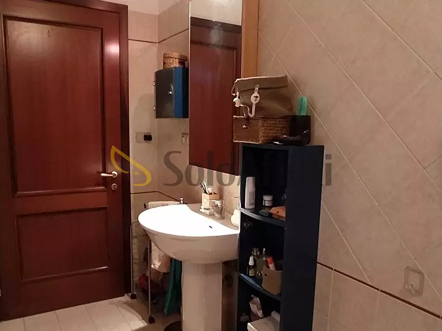 Immagine 17 di Trilocale in affitto  in Via del Leone a Terni