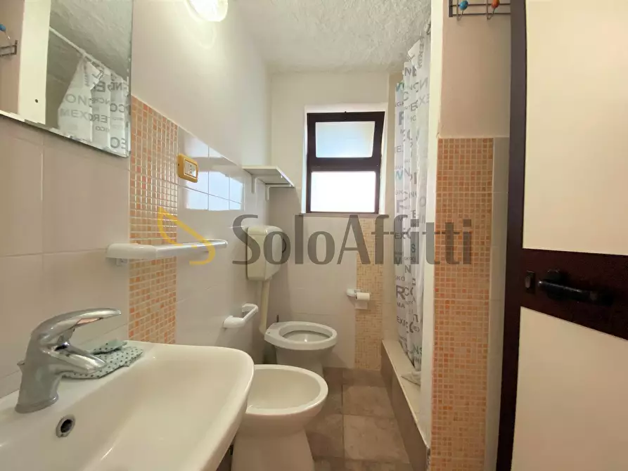 Immagine 8 di Bilocale in affitto  a Catanzaro