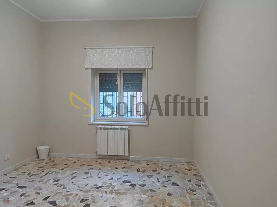 Immagine 9 di Trilocale in affitto  a Misterbianco